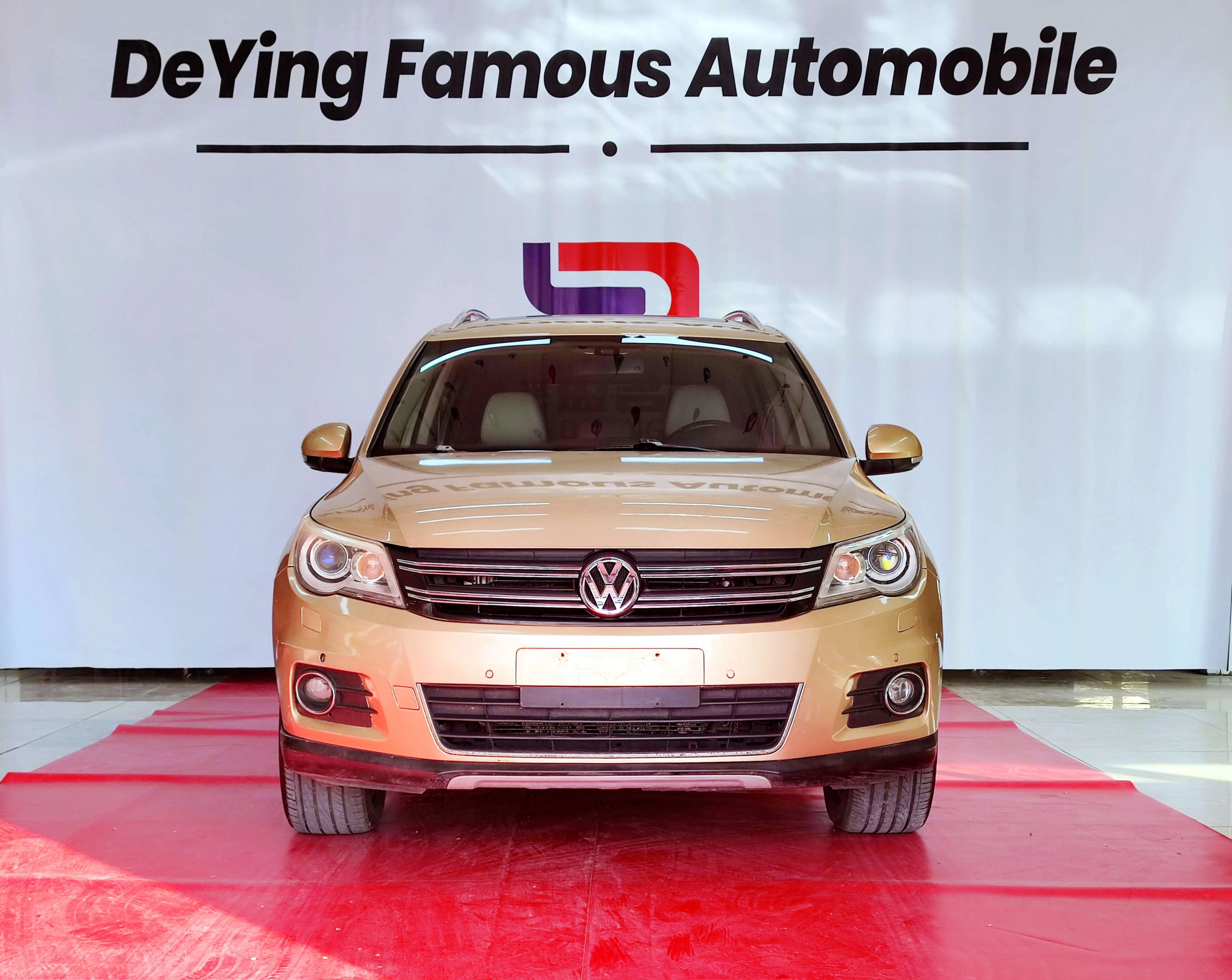 Volkswagen Tiguan  из Китая