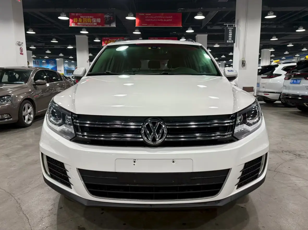 Volkswagen Tiguan  из Китая