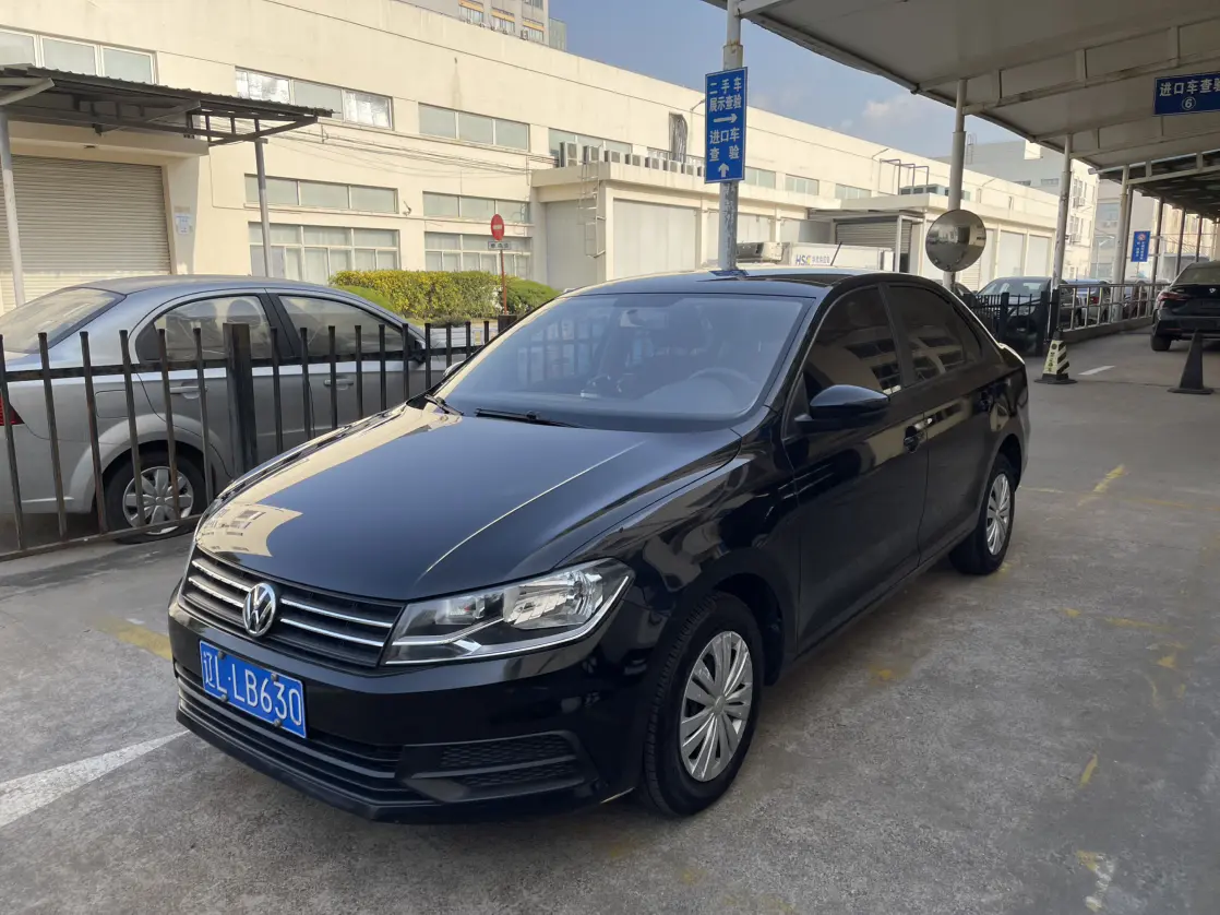 Volkswagen Santana  из Китая