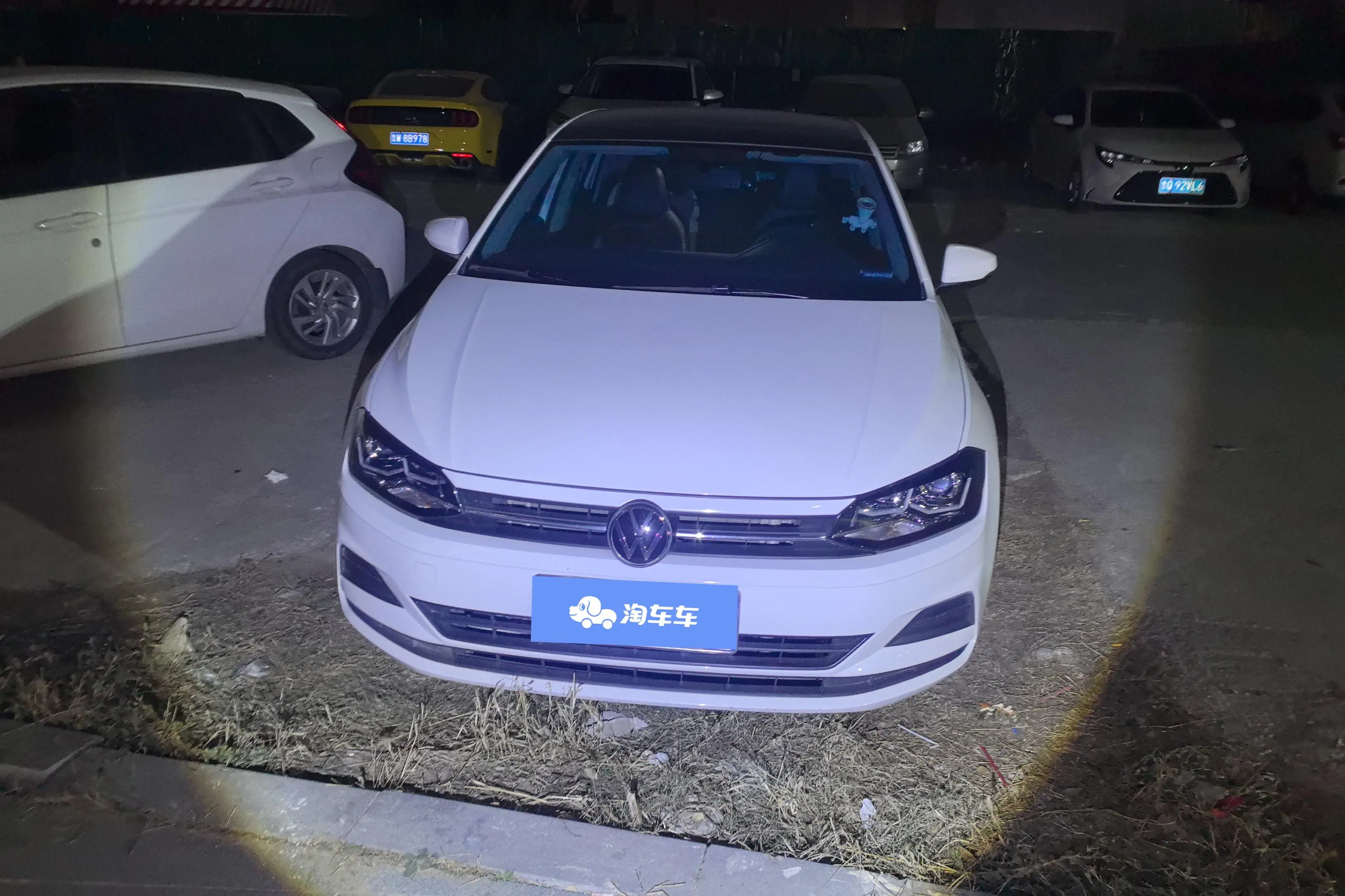 Volkswagen Polo  из Китая