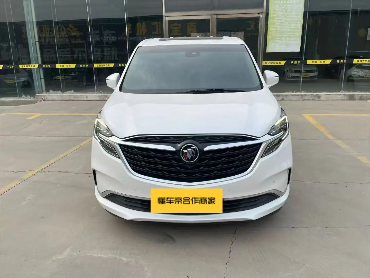 Buick GL8  из Китая