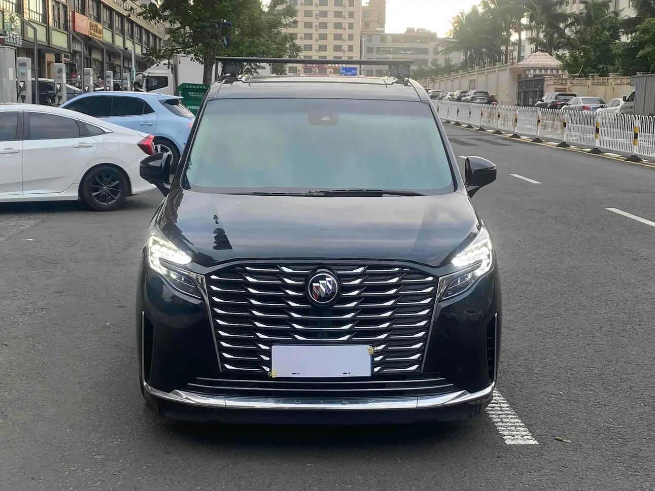 Buick GL8  из Китая