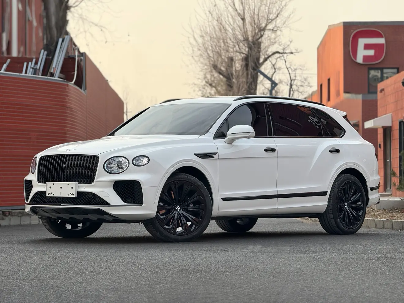 Bentley Bentayga  из Китая