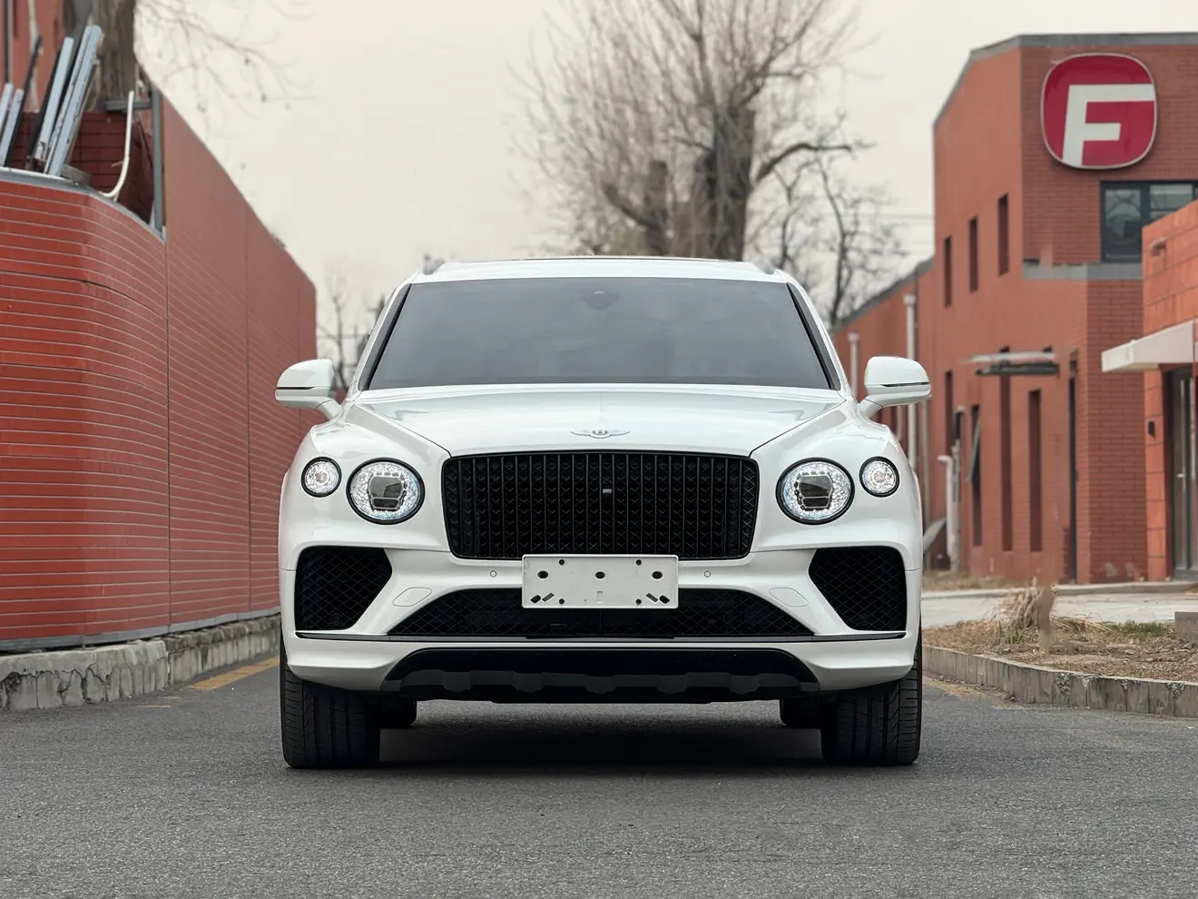 Bentley Bentayga  из Китая