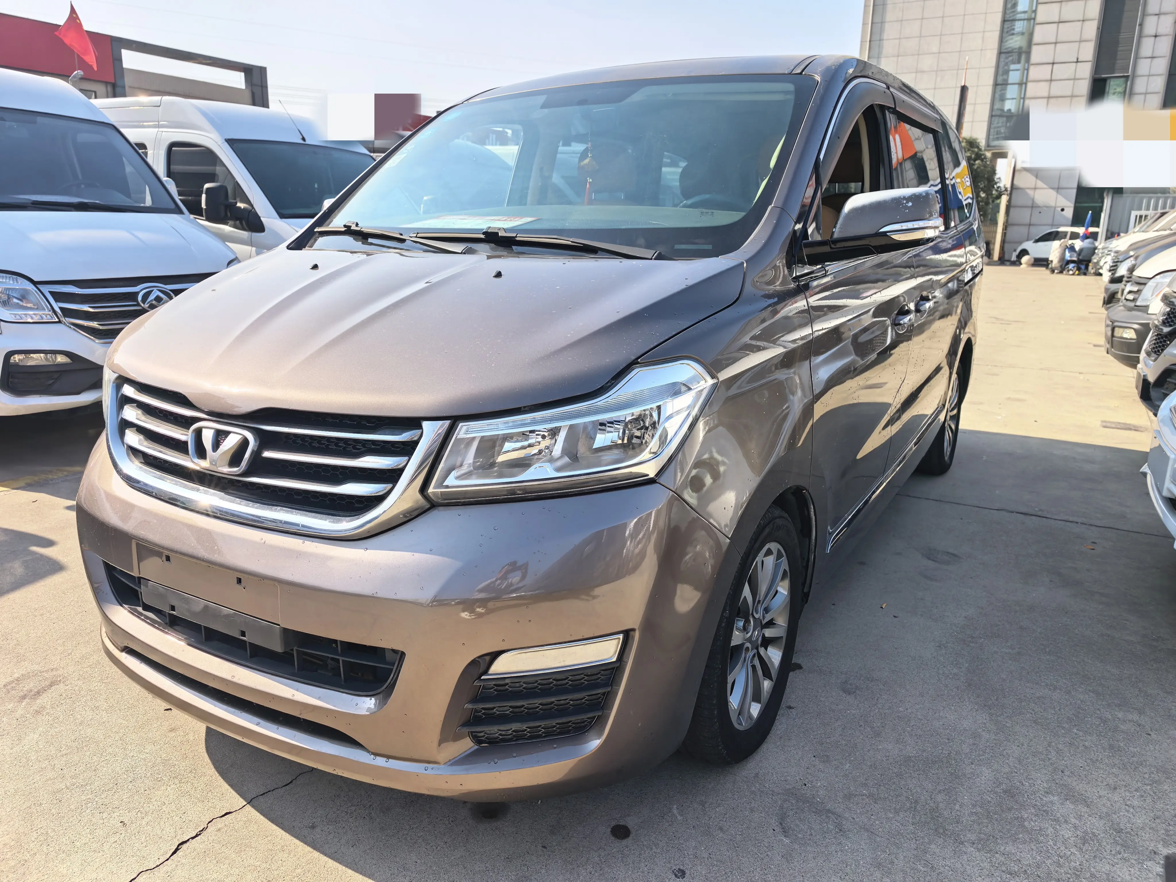 Hua Song Huasong 7  из Китая