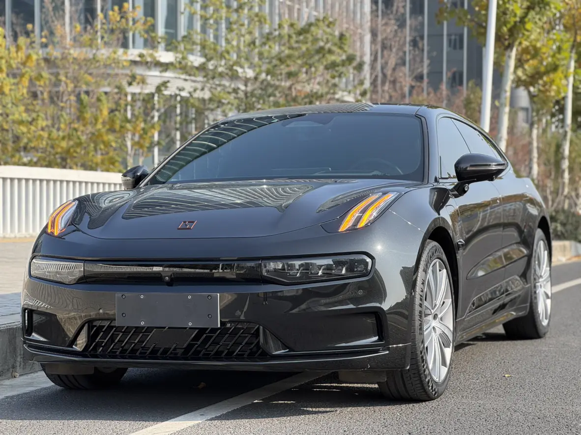 ZEEKR 001  из Китая