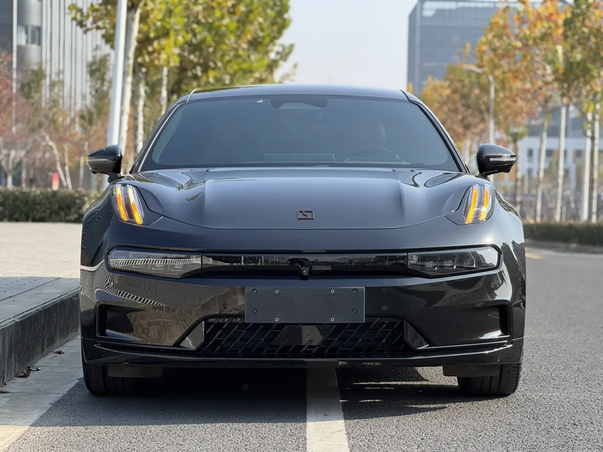 ZEEKR 001  из Китая