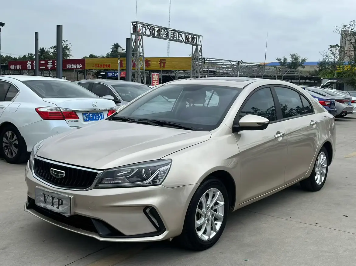 Geely Emgrand  из Китая