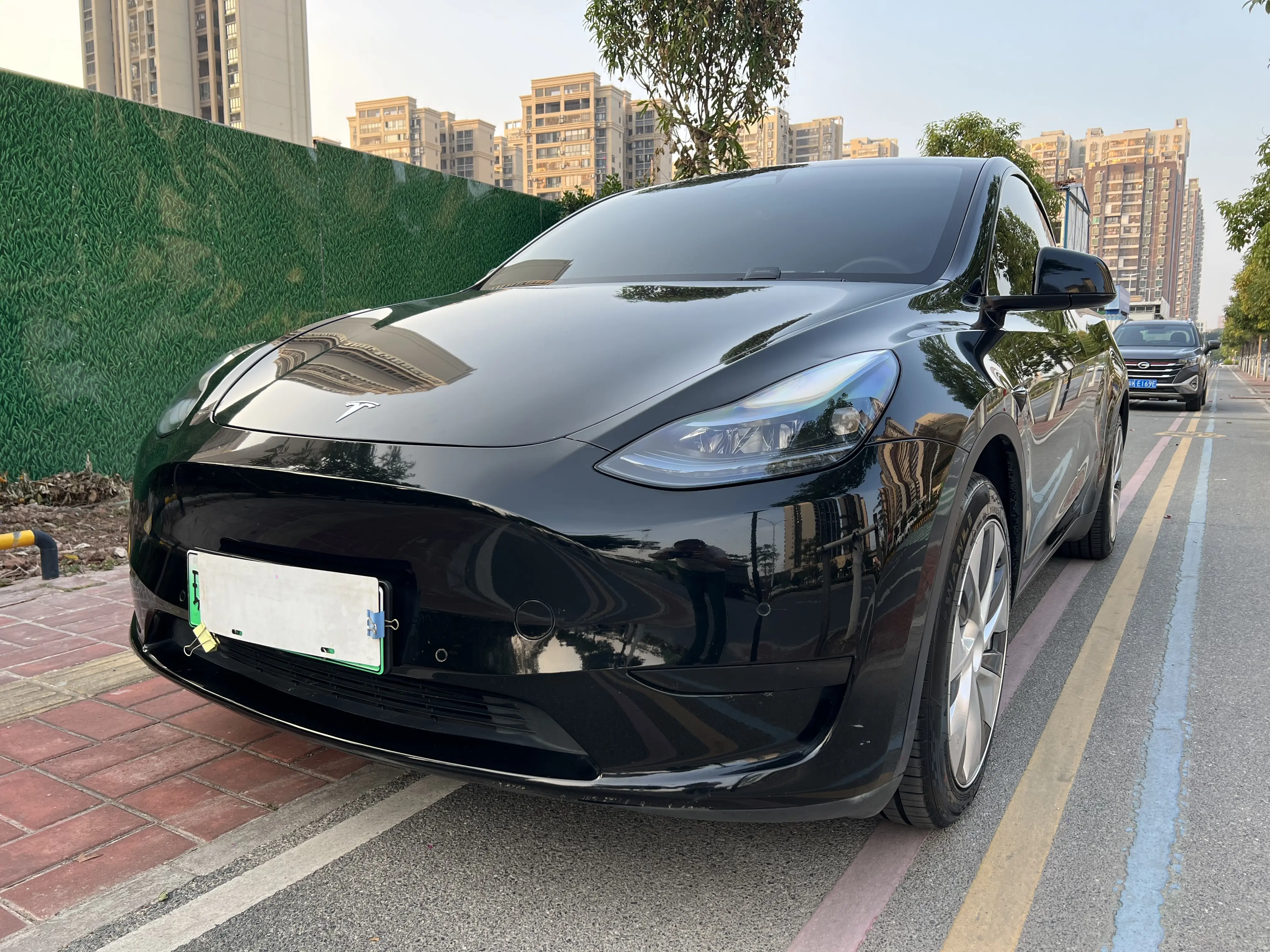Tesla Model Y  из Китая