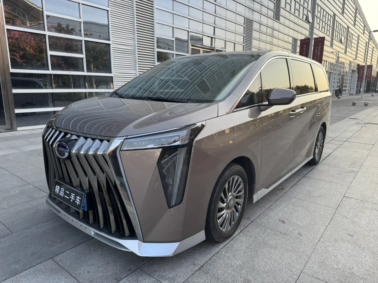 GAC Trumpchi M8  из Китая