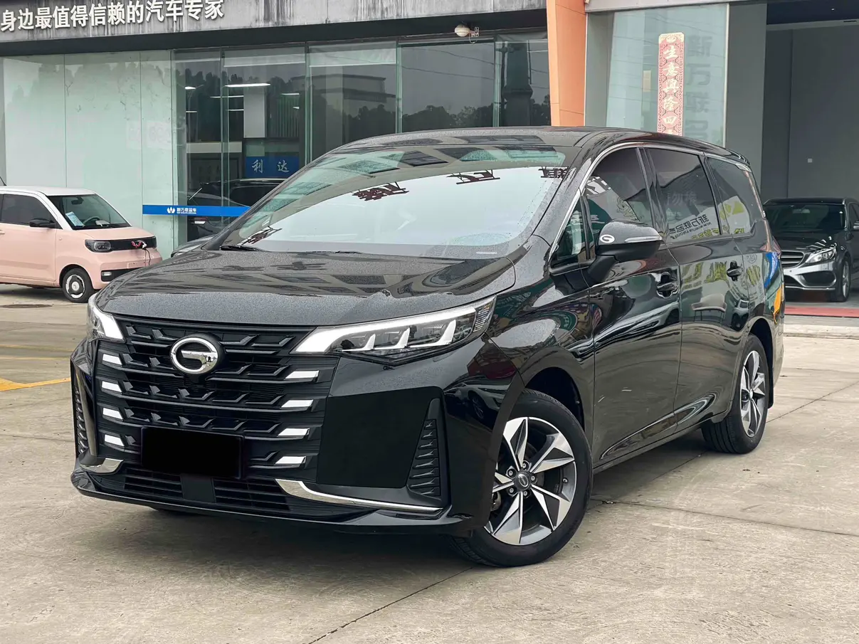 GAC Trumpchi M6  из Китая