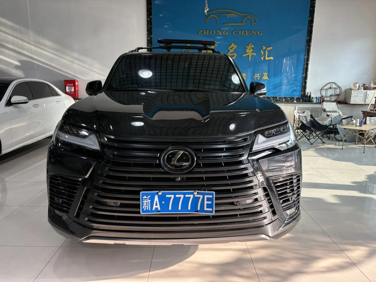 Lexus LX