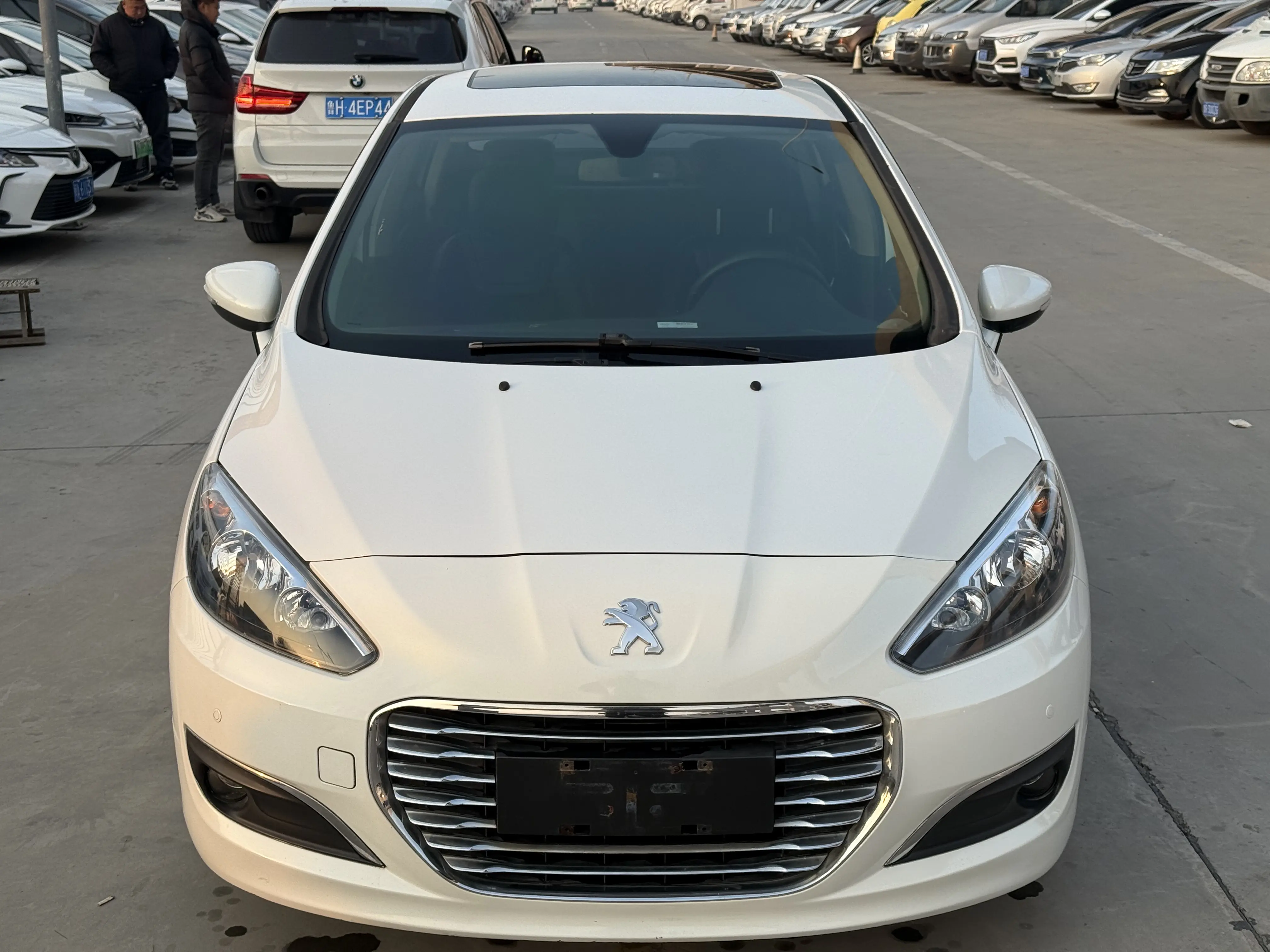 Peugeot 308  из Китая