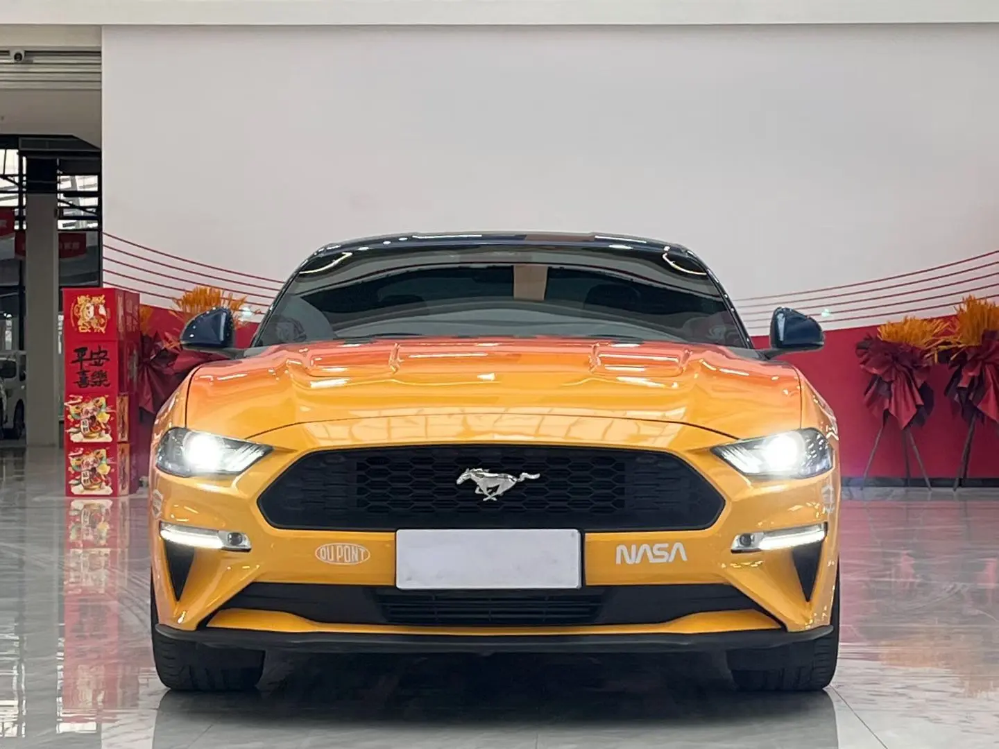 Ford Mustang  из Китая