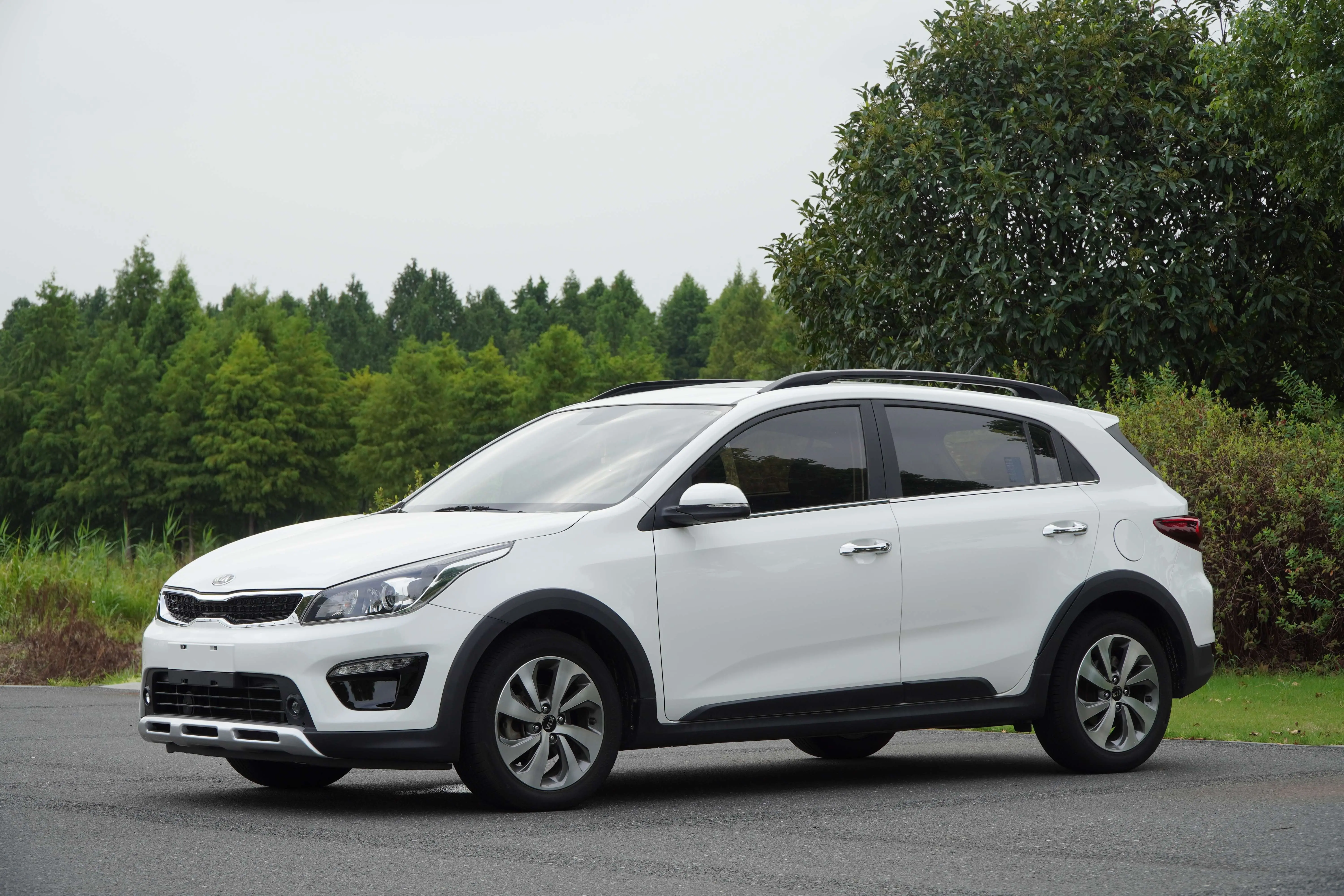 Kia KX CROSS  из Китая