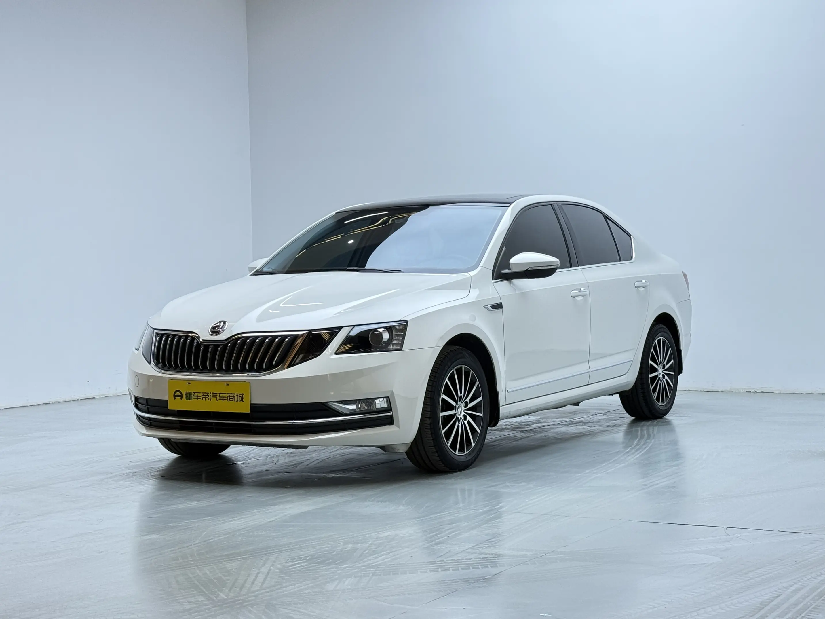 Skoda Octavia  из Китая