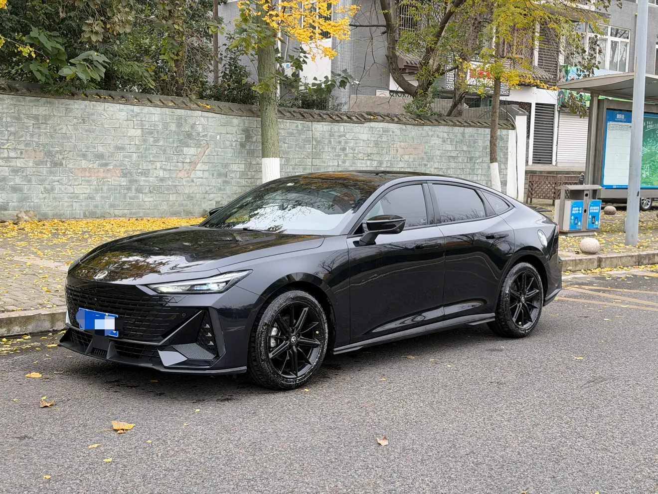 Changan UNI-V  из Китая