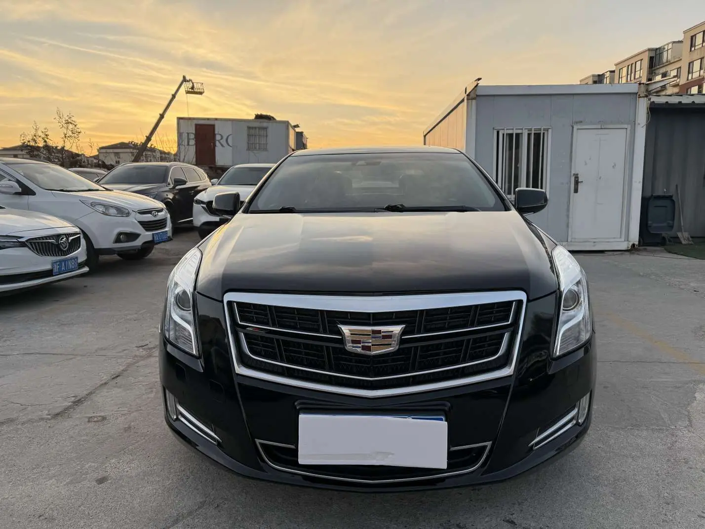 Cadillac XTS  из Китая