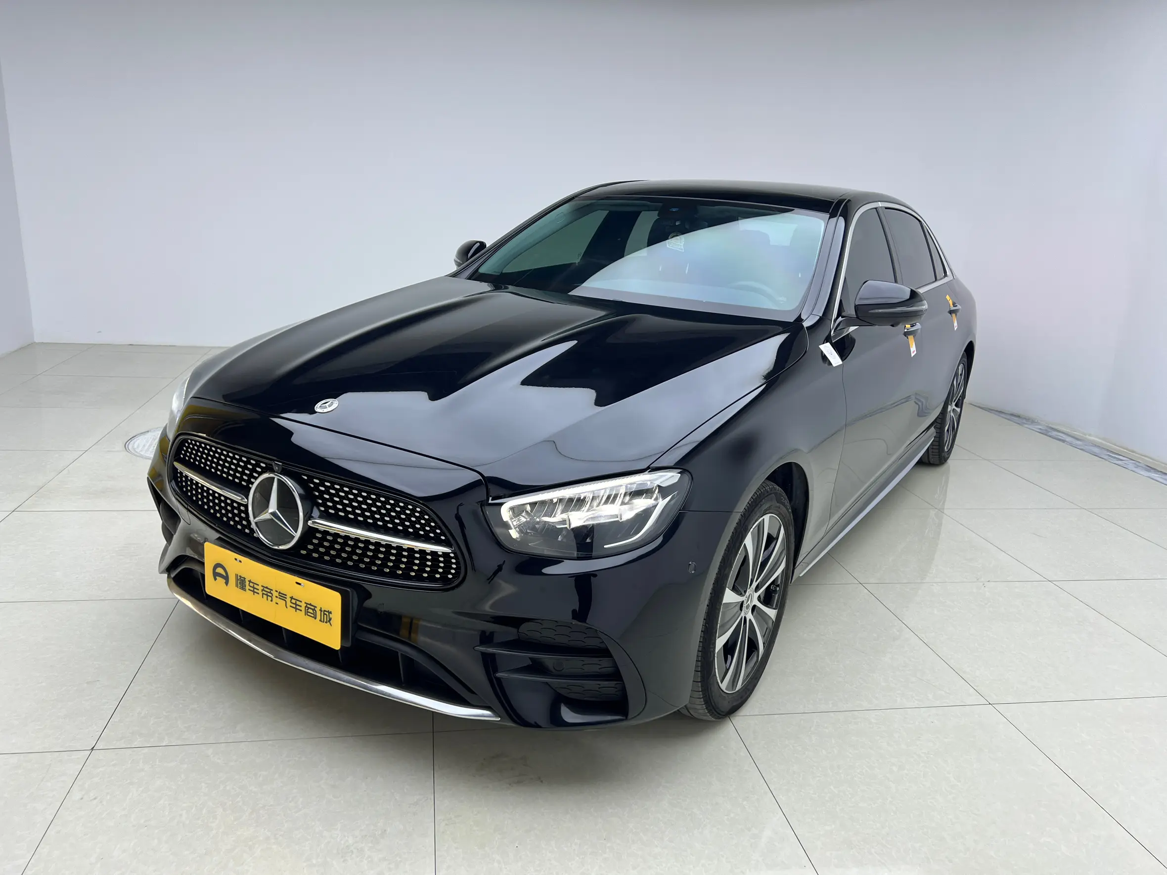 Mercedes-Benz E-Class PHEV  из Китая