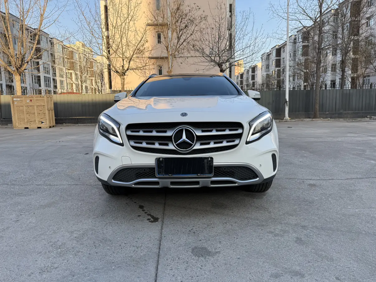 Mercedes-Benz GLA  из Китая