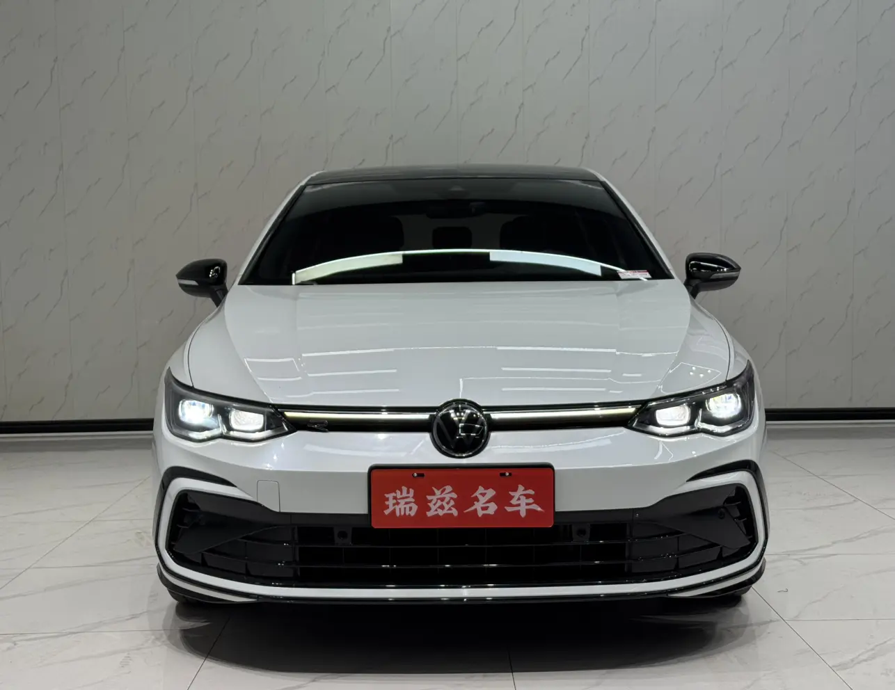 Volkswagen Golf  из Китая
