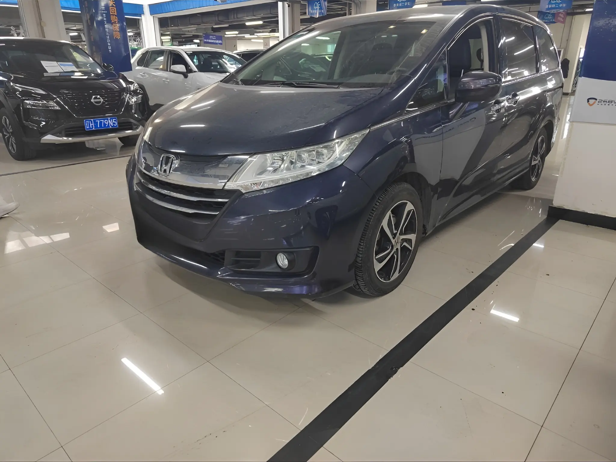Honda Odyssey  из Китая