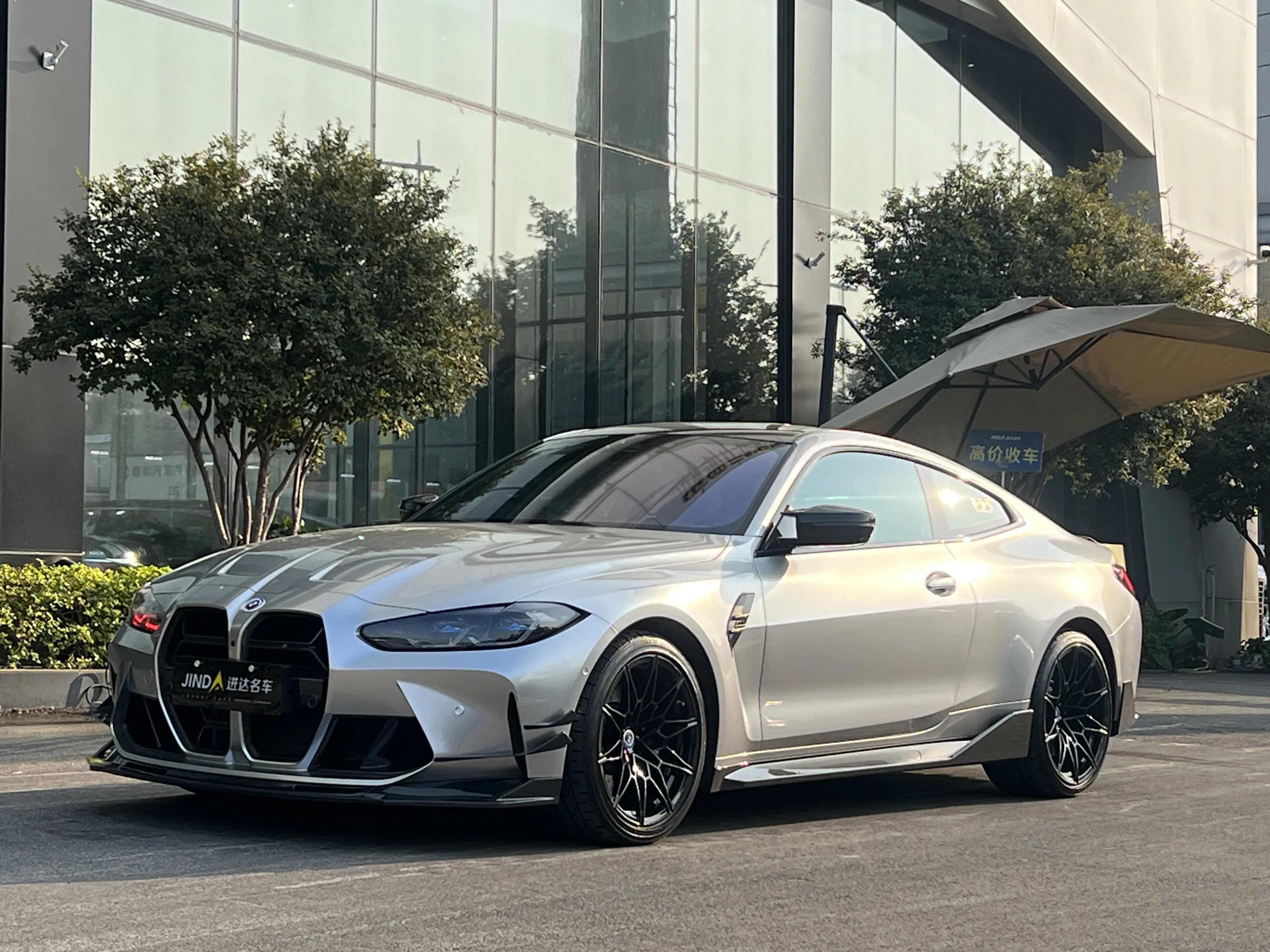 BMW M4  из Китая