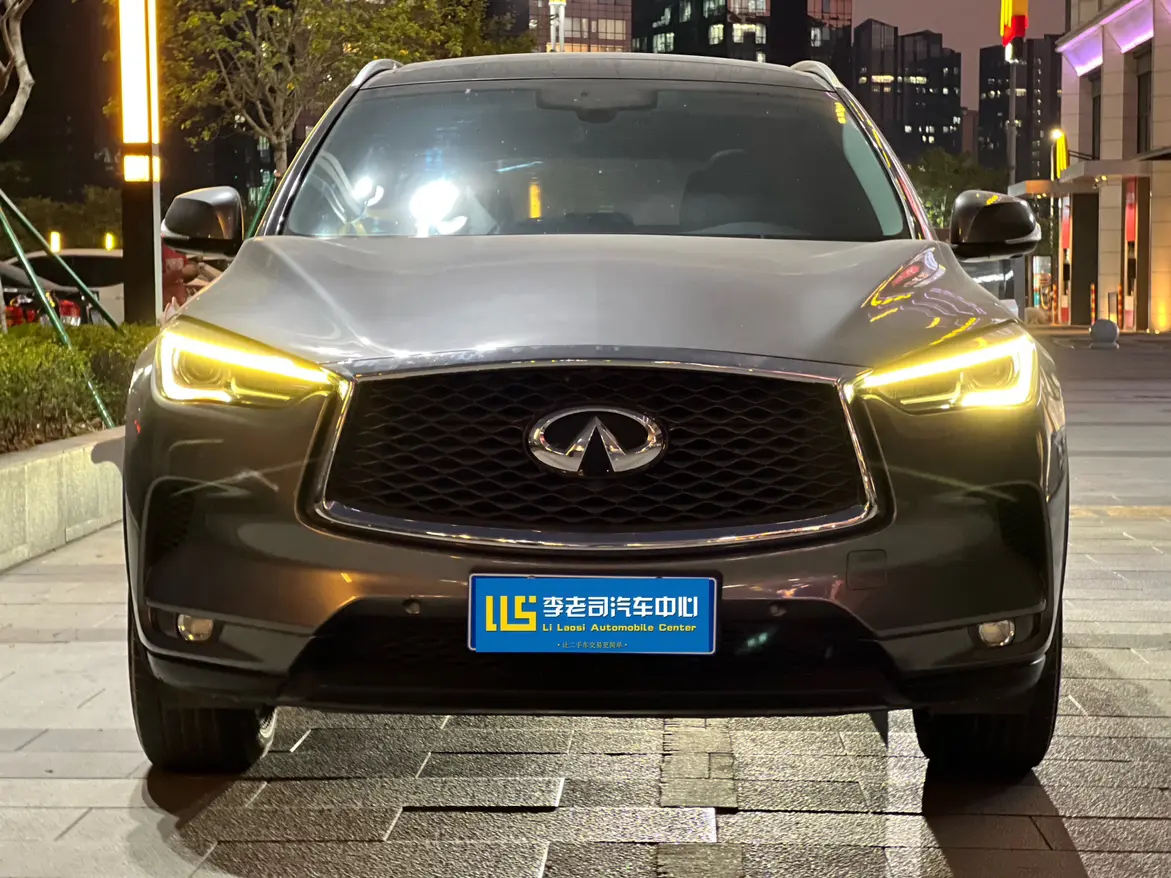 Infiniti QX50  из Китая