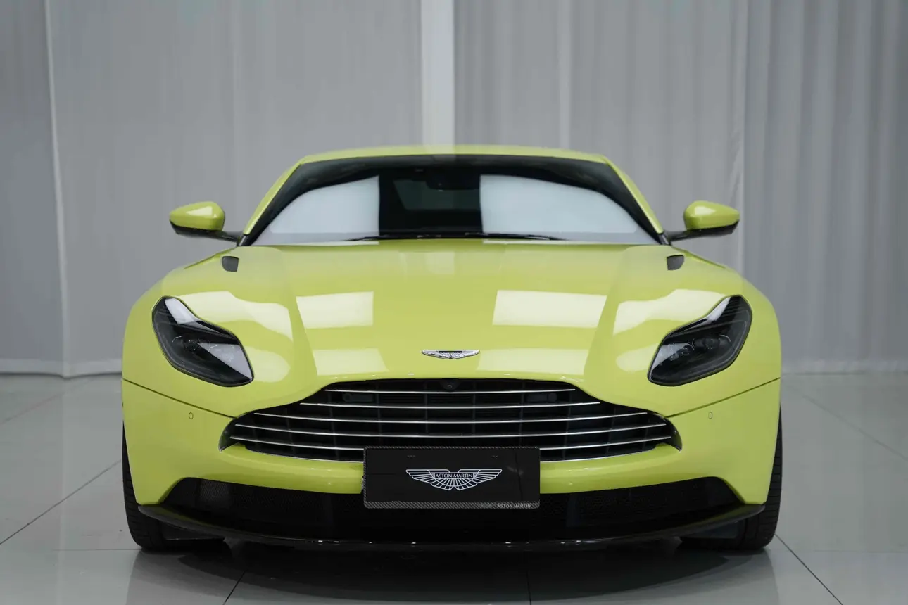 Aston Martin DB11  из Китая