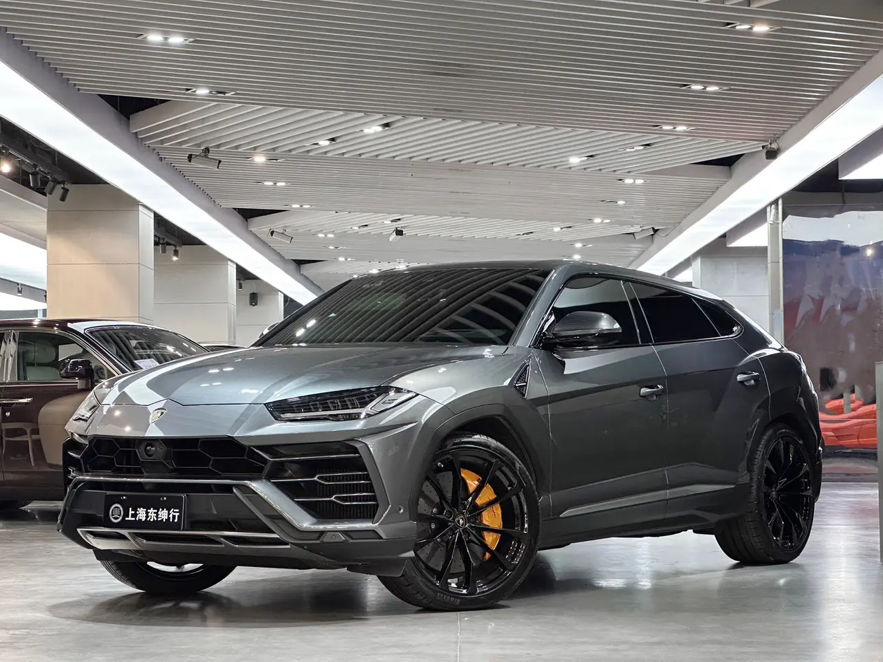 Lamborghini Urus  из Китая