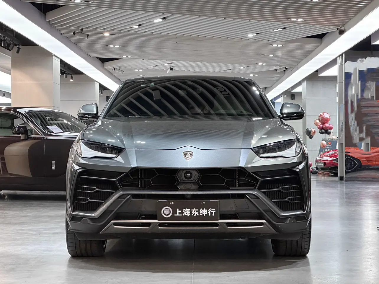 Lamborghini Urus  из Китая