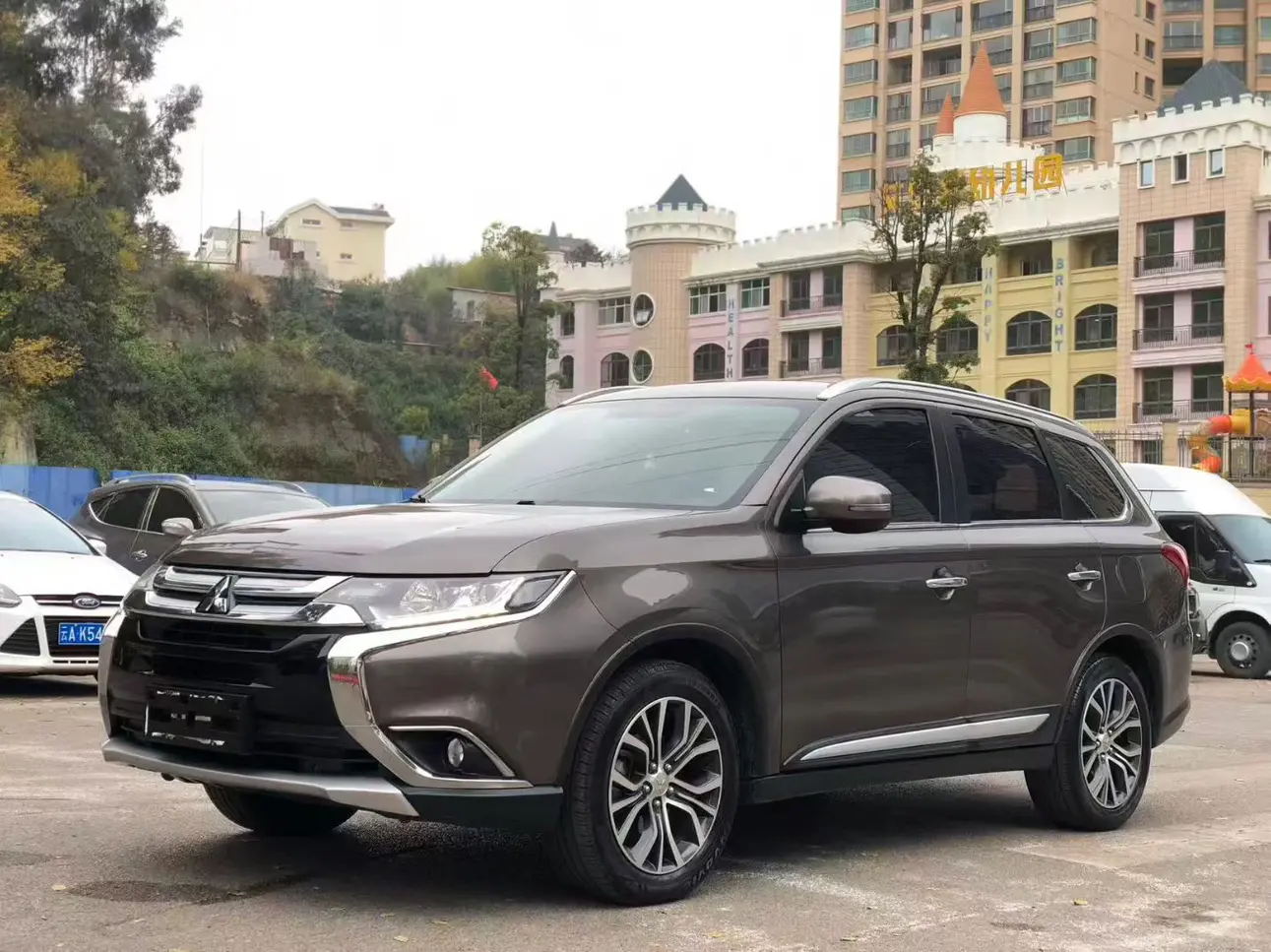 Mitsubishi Outlander  из Китая