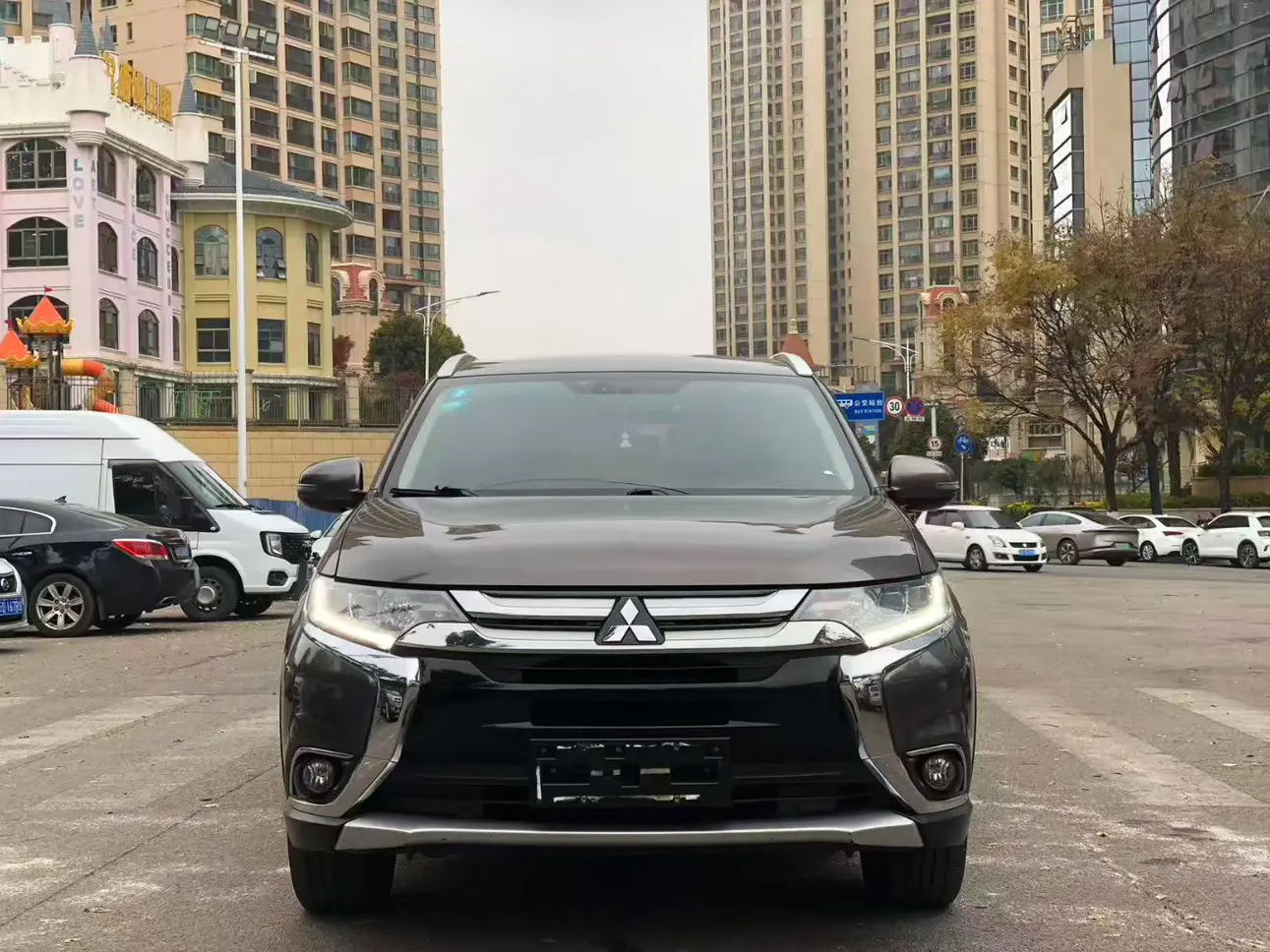 Mitsubishi Outlander  из Китая