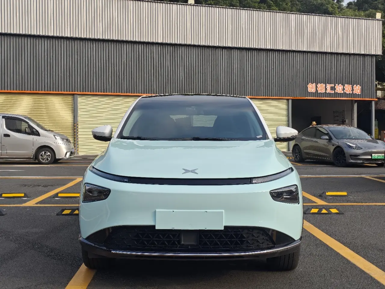 Xpeng G3  из Китая