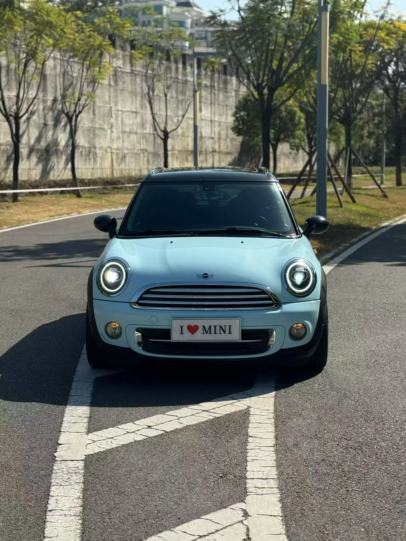 MINI CLUBMAN  из Китая