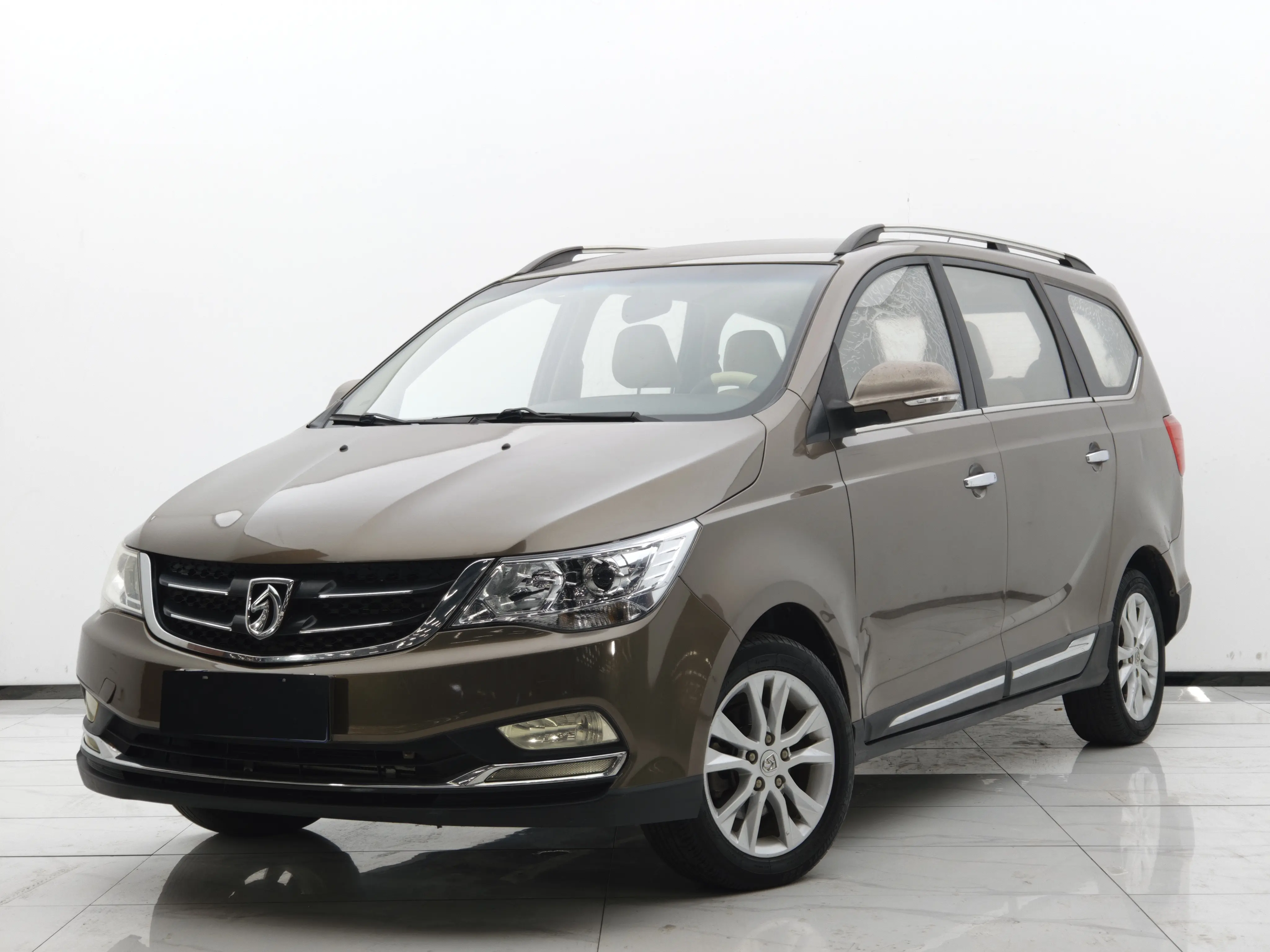 Baojun 730  из Китая