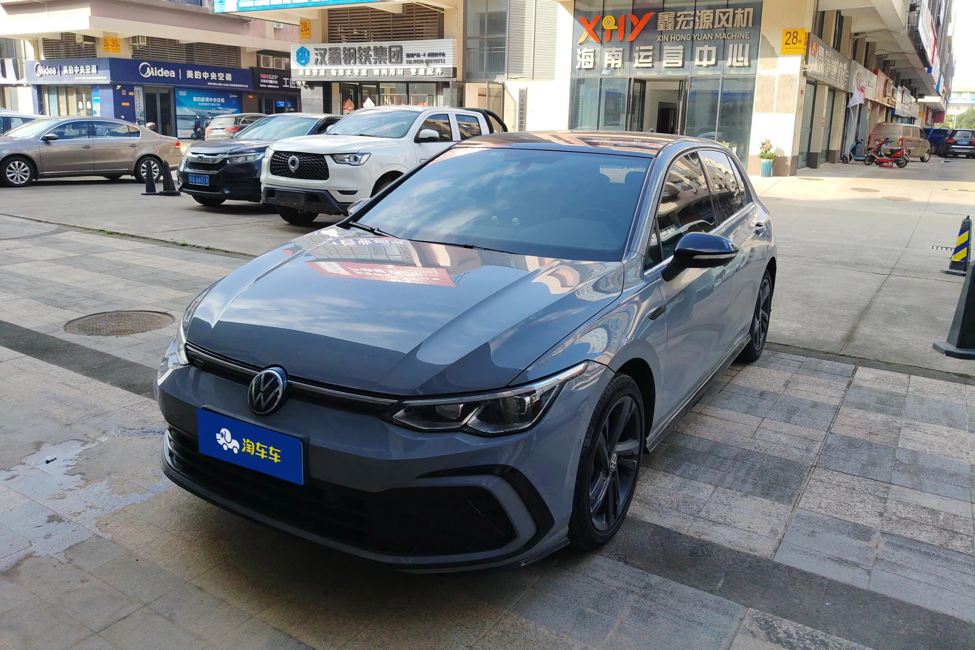 Volkswagen Golf  из Китая