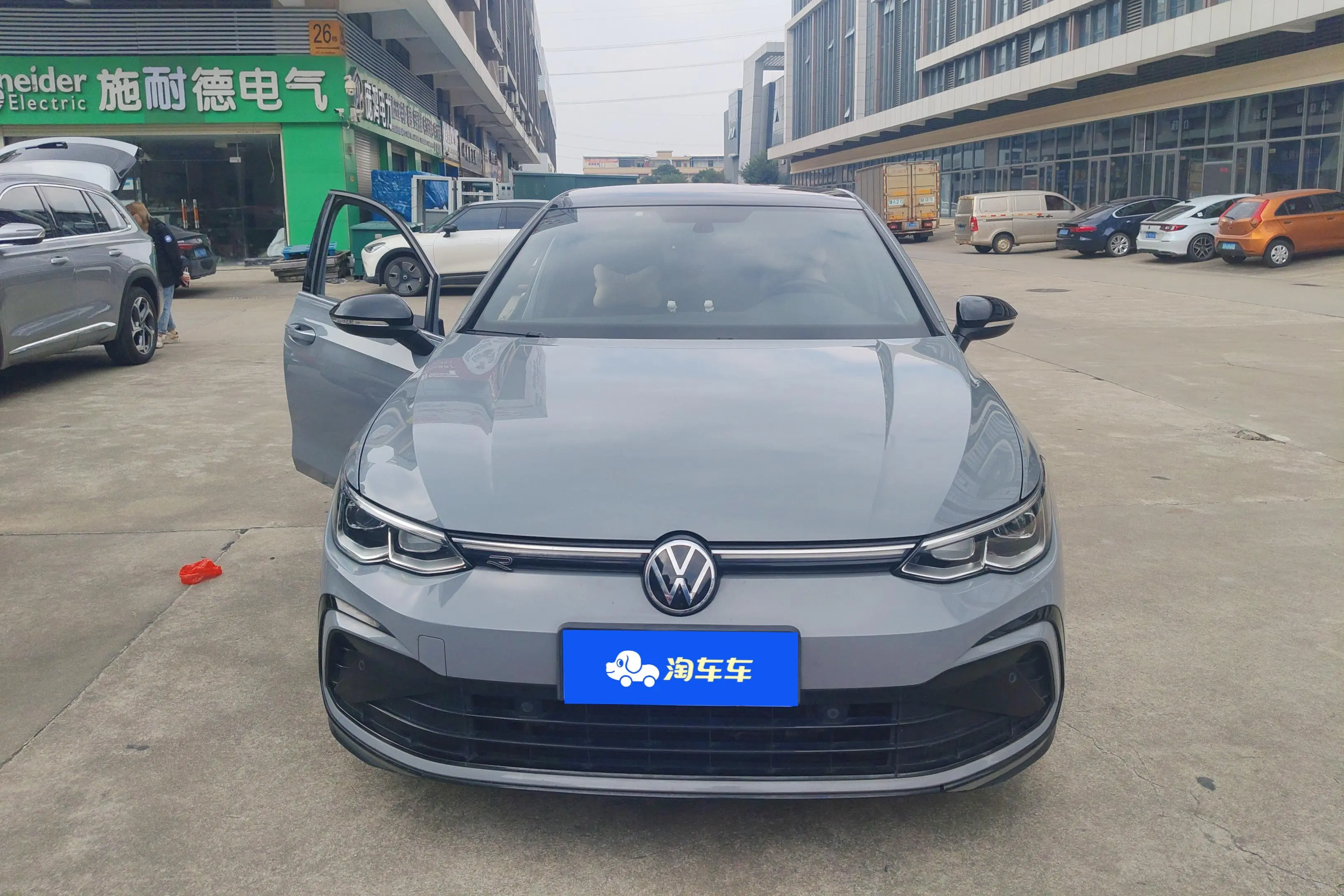 Volkswagen Golf  из Китая