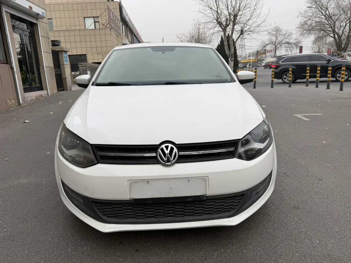 Volkswagen Polo  из Китая