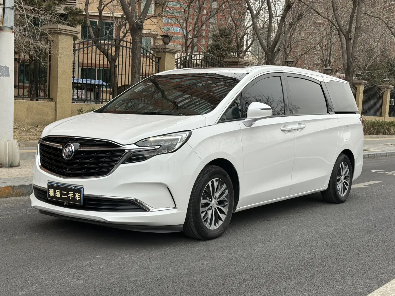 Buick GL8  из Китая