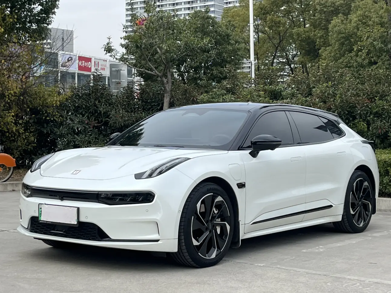 ZEEKR 001  из Китая