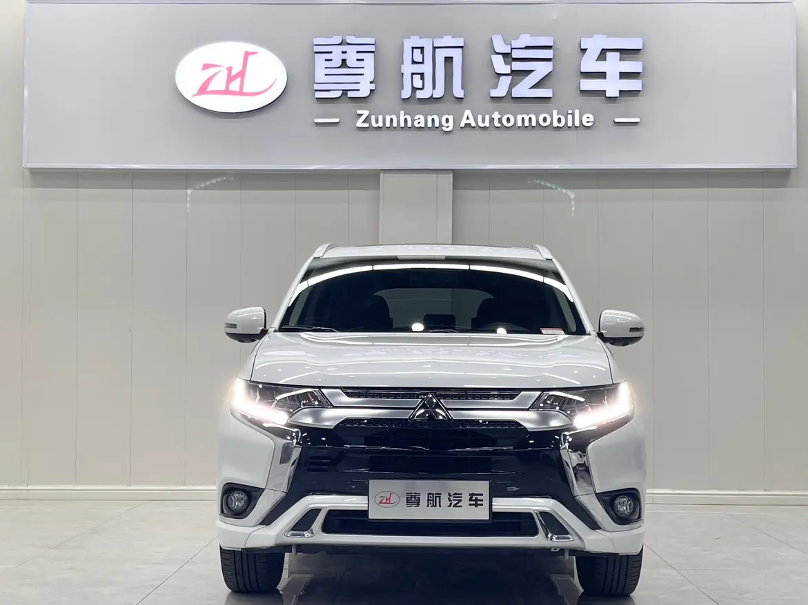 Mitsubishi Outlander  из Китая