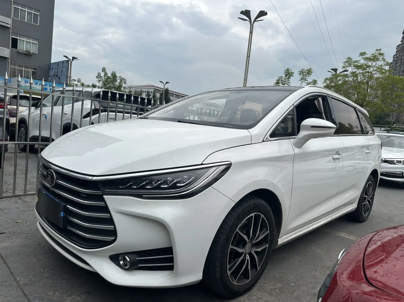 BYD Song MAX  из Китая