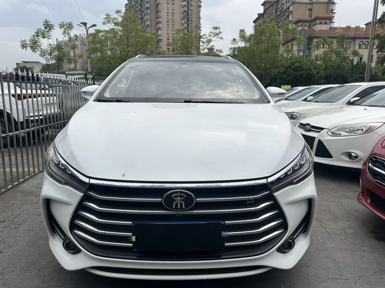 BYD Song MAX  из Китая