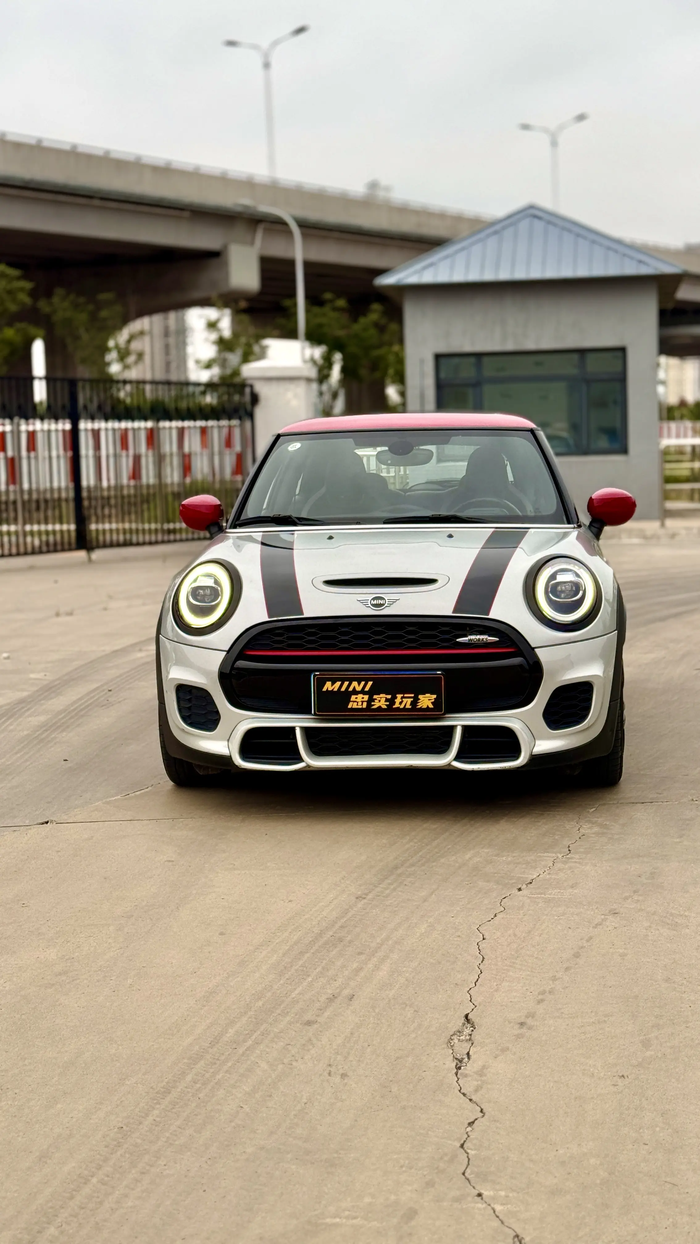 MINI JCW  из Китая