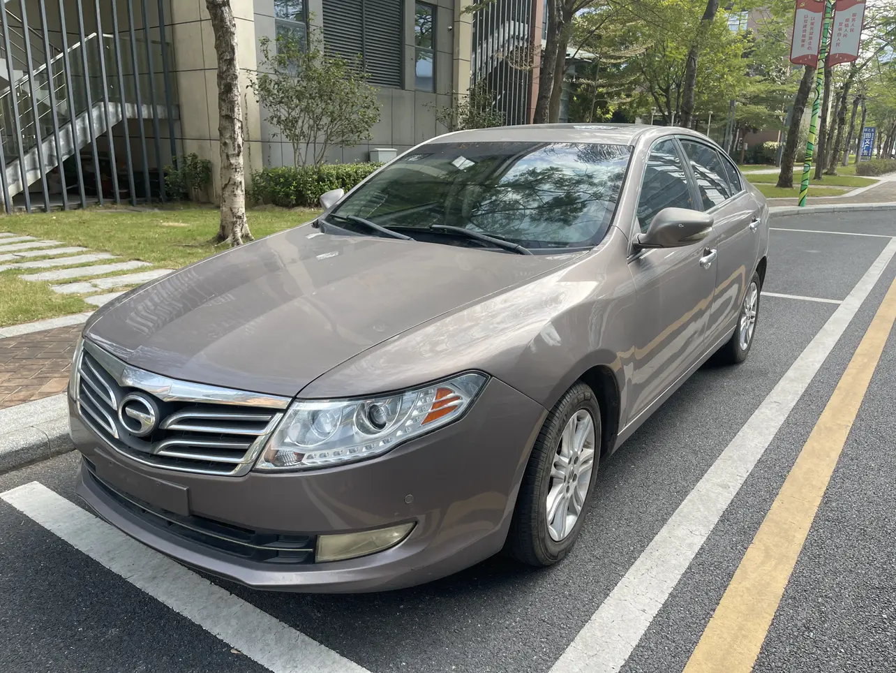 GAC Trumpchi GA5  из Китая