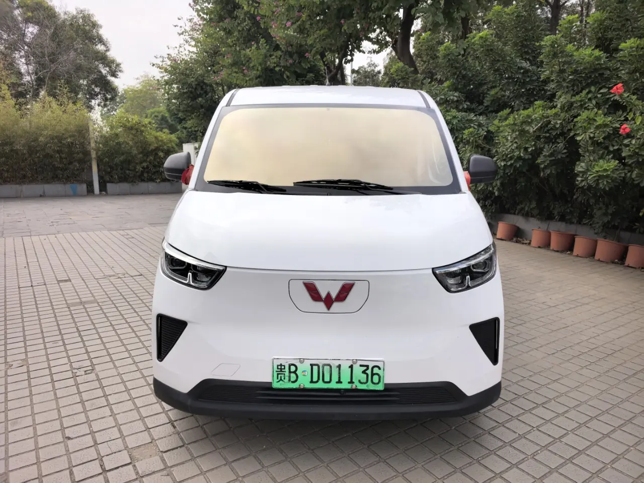 Wuling Yangguang  из Китая