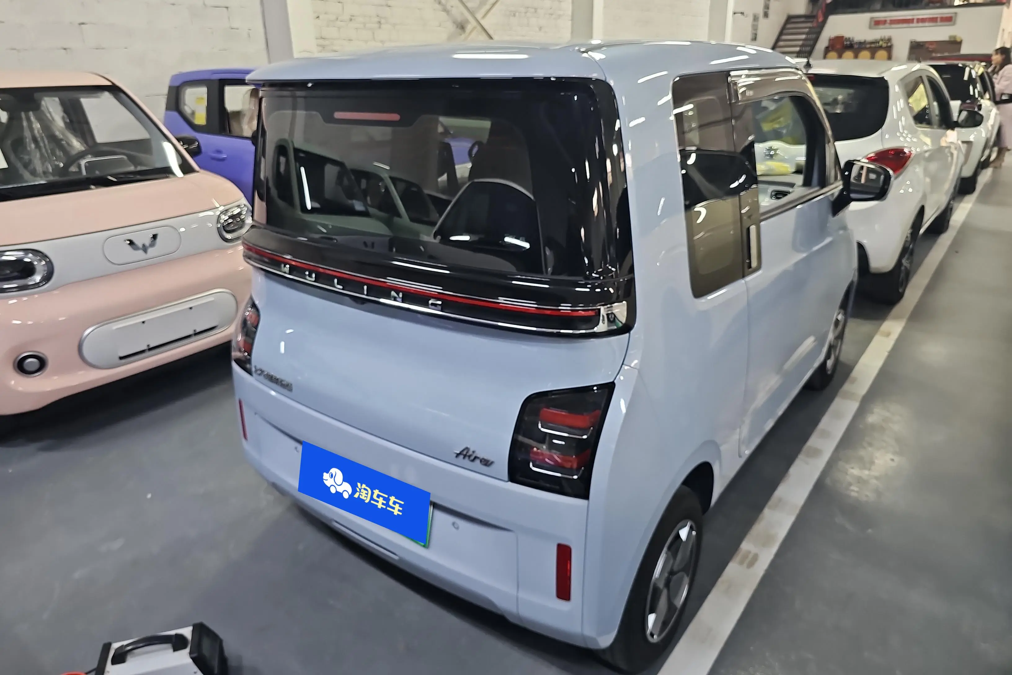 Wuling Air ev clear sky  из Китая