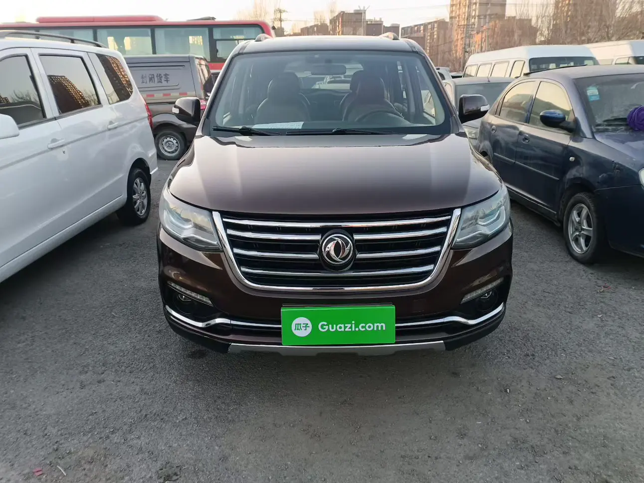 Forthing Fengxing SX6  из Китая