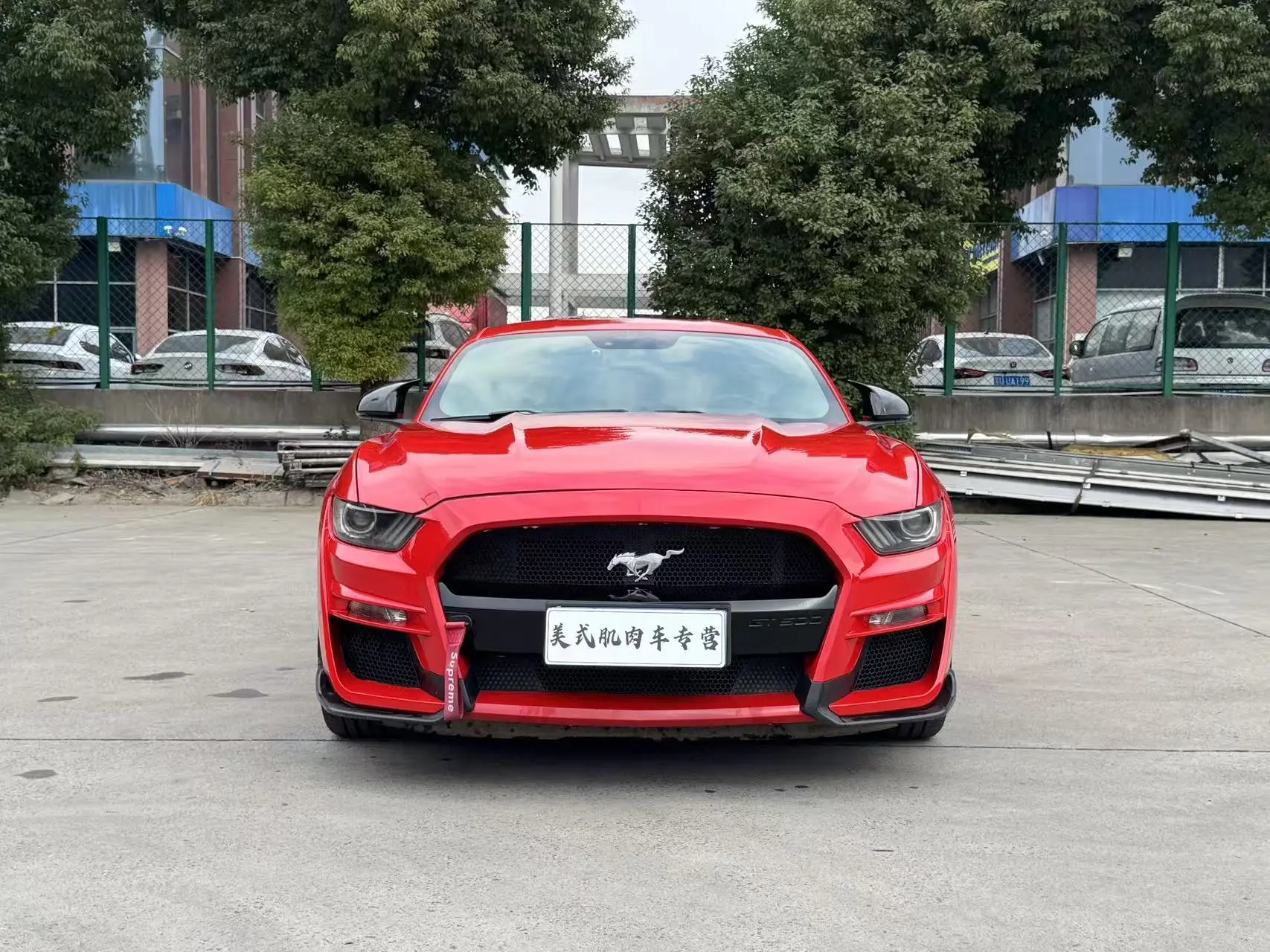 Ford Mustang  из Китая